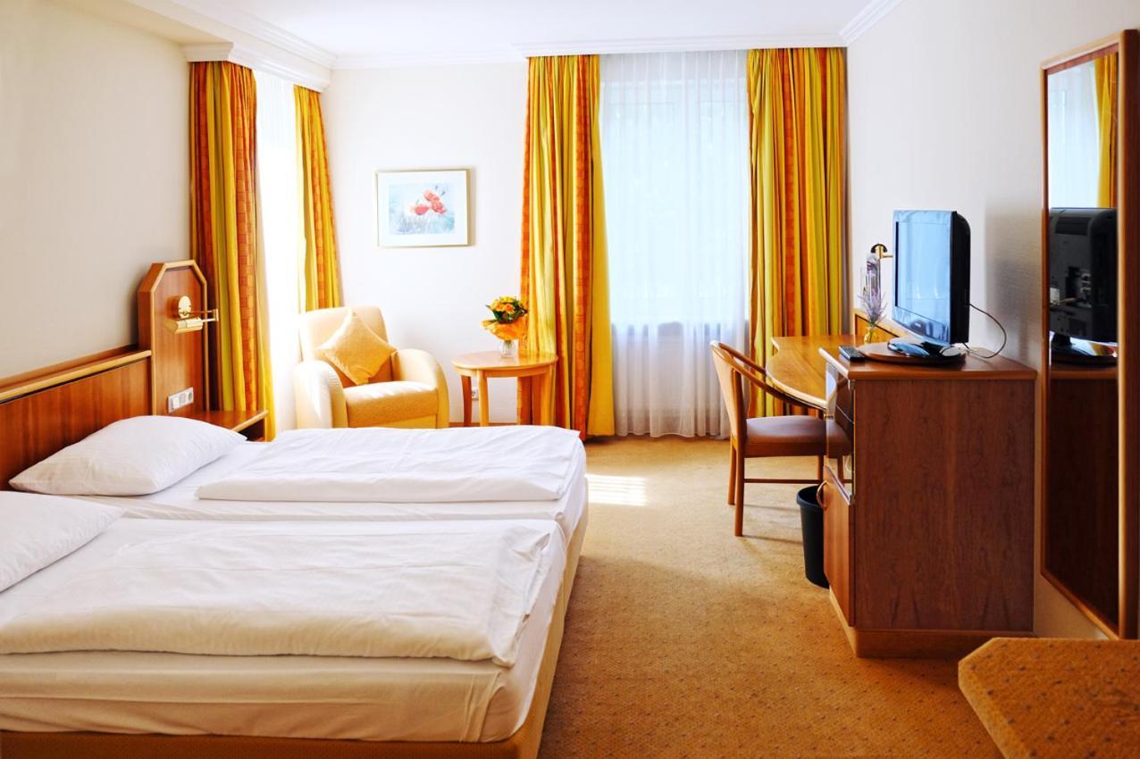 Hotel Haus Am Park Bad Homburg vor der Hoehe Ngoại thất bức ảnh